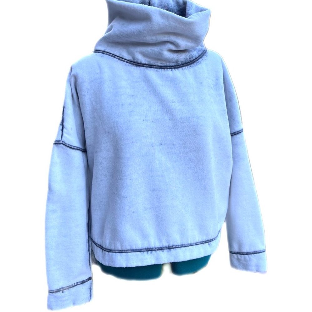 Turtleneck sweatshirt